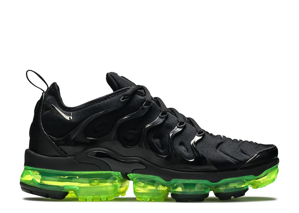 vapormax plus black and volt