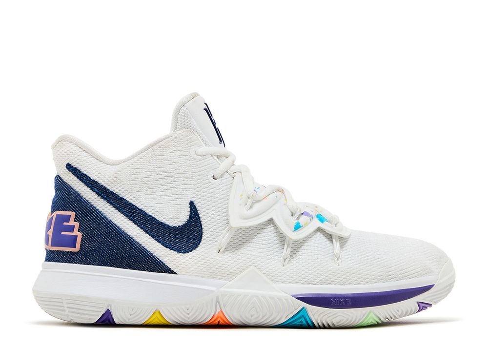 kyrie 5 smiley