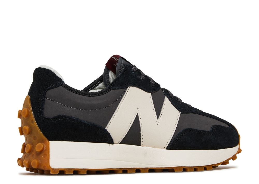 wmns 327
