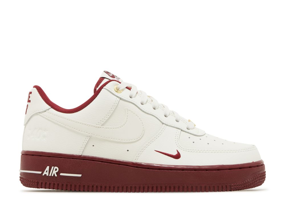 Wmns Air Force 1 '07 SE '40th Anniversary Sail Team Red' - Nike ...