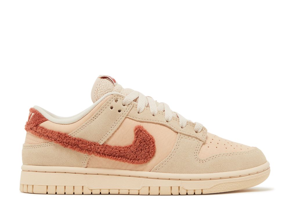 Wmns Dunk Low 'Terry Swoosh' Nike DZ4706 200 shimmer/sanddrift/pearl white/mars stone