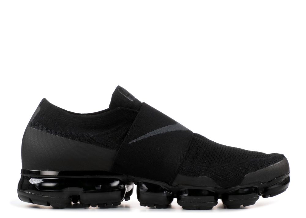 vapormax moc triple black footlocker