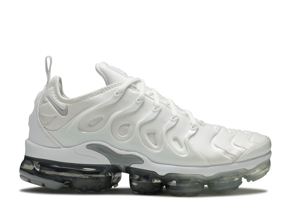 vapormax plus wolf grey
