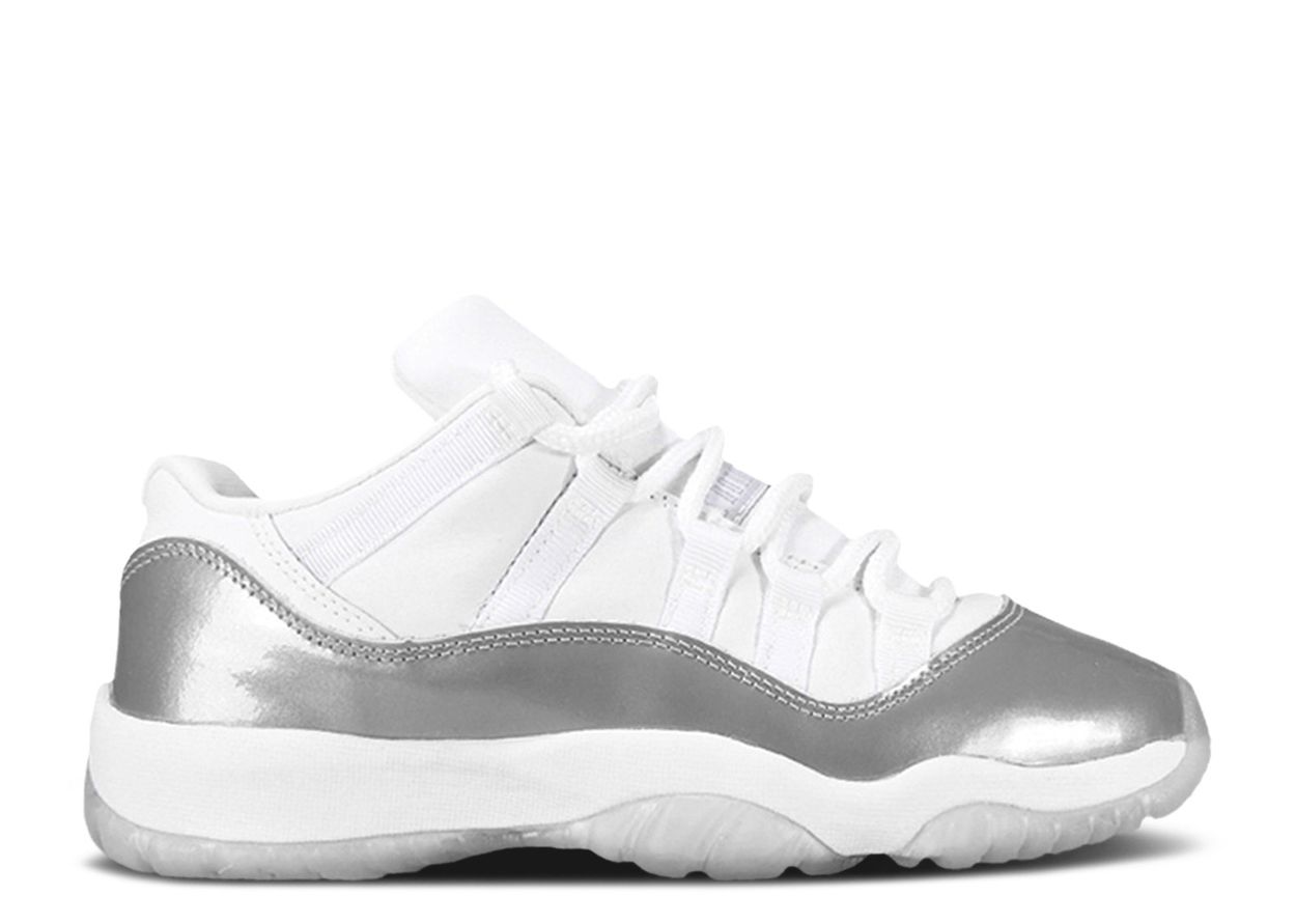 white metallic jordan 11