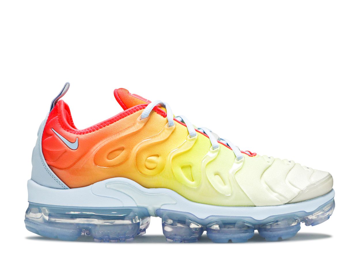 Wmns Air VaporMax Plus 'Sunrise' - Nike - CW5593 400 | Flight Club