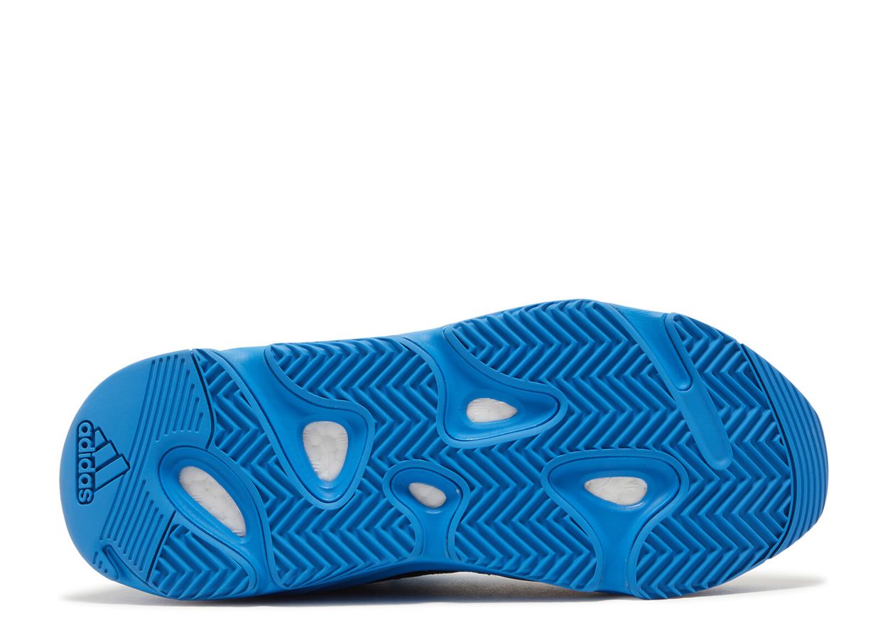 yeezy 700 flight club