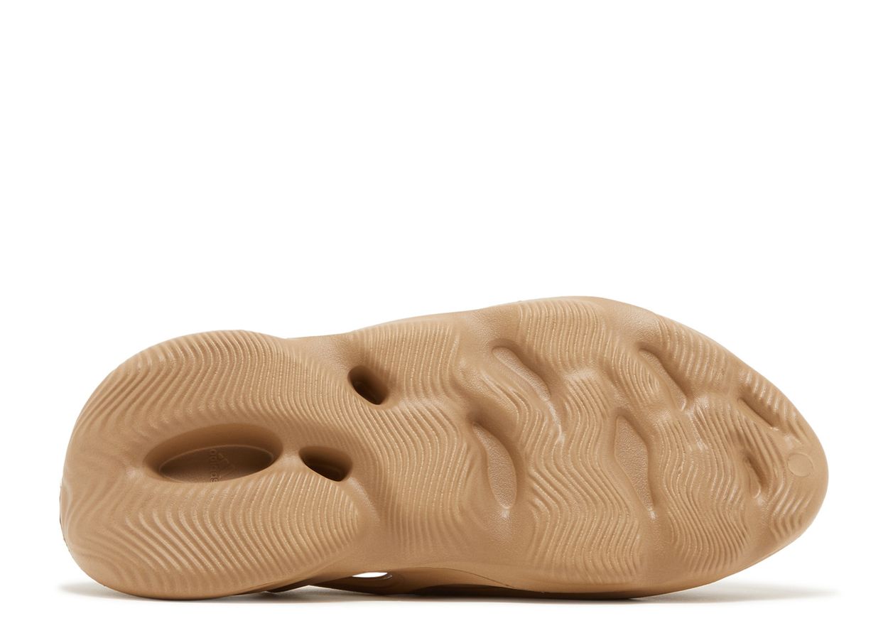 Yeezy Foam Runner 'Clay Taupe' Adidas GV6842 clay taupe/clay