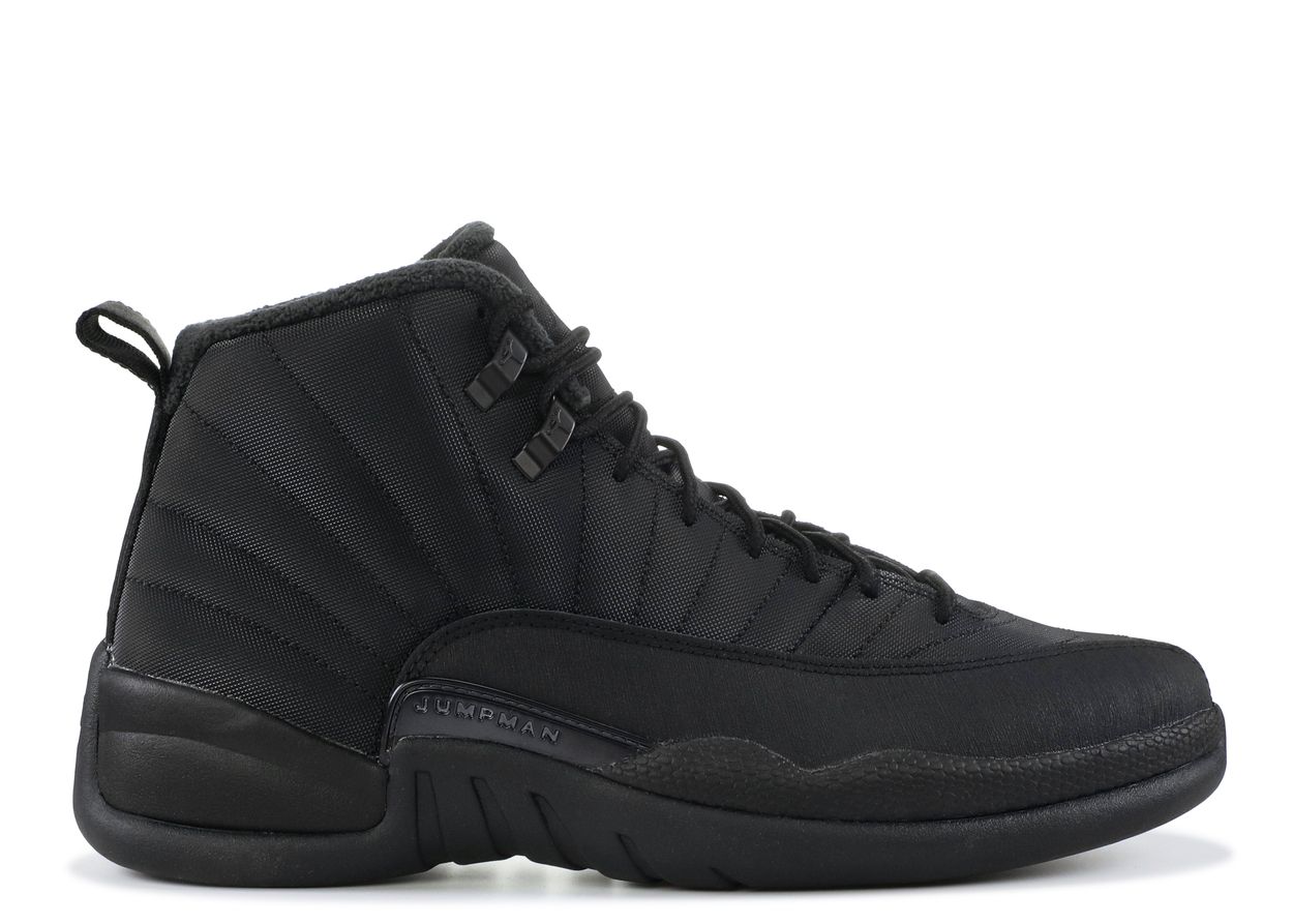 all black jordan 12