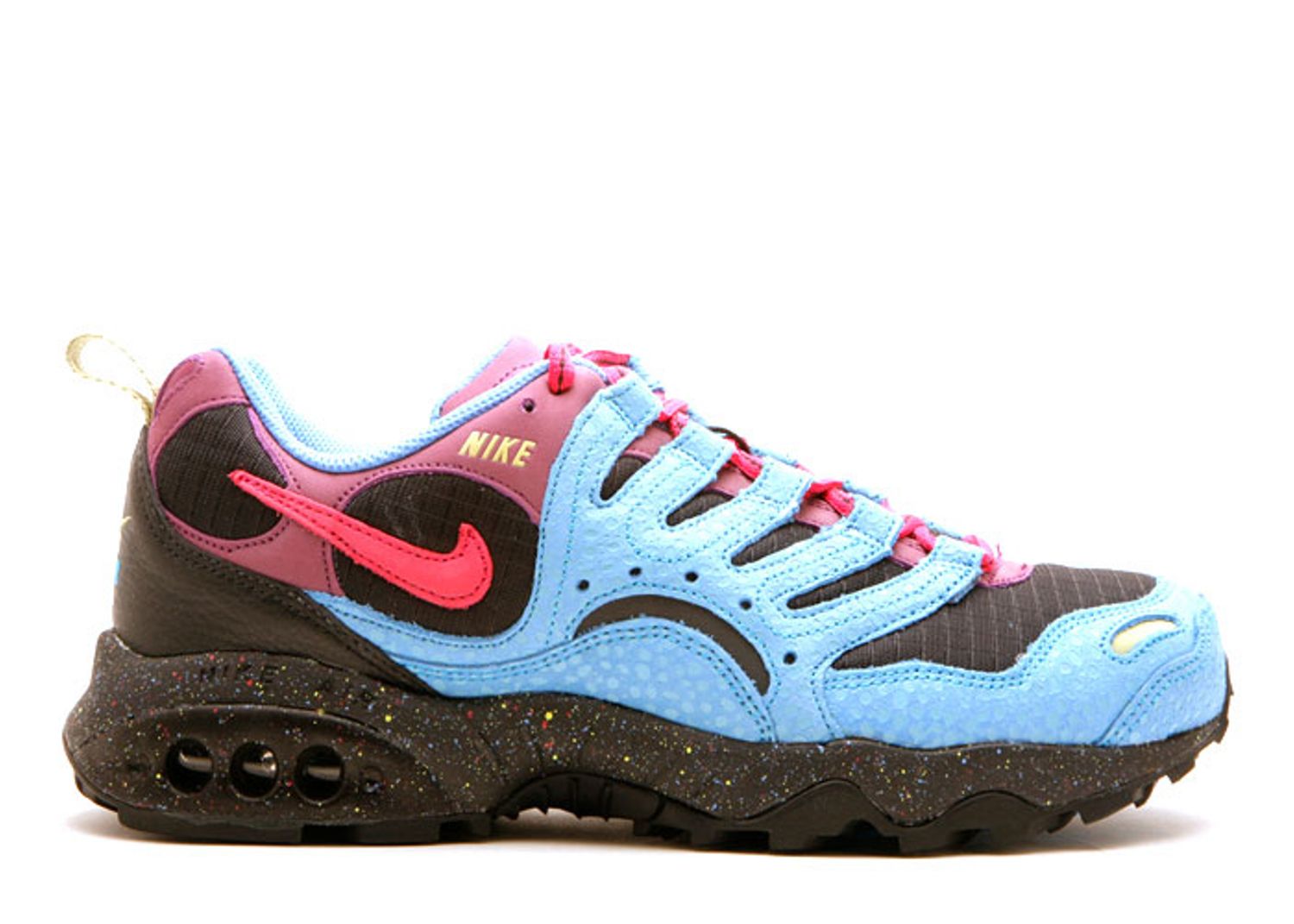 nike air humara terra