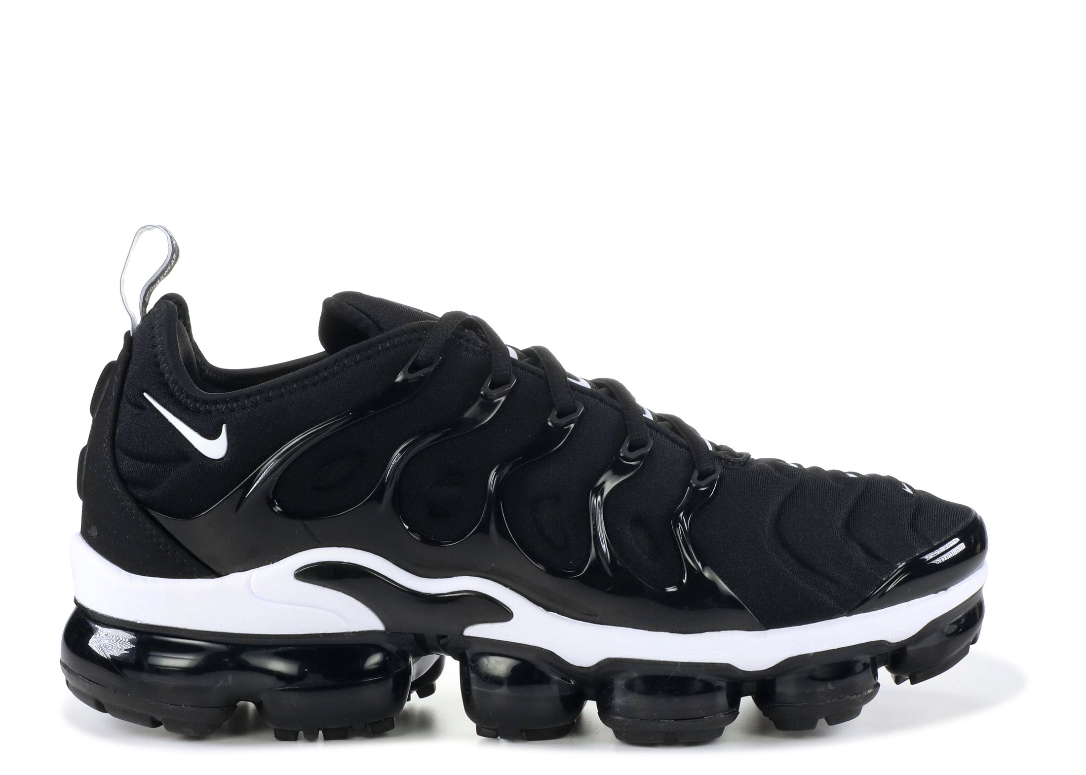 nike air max plus overbranding black