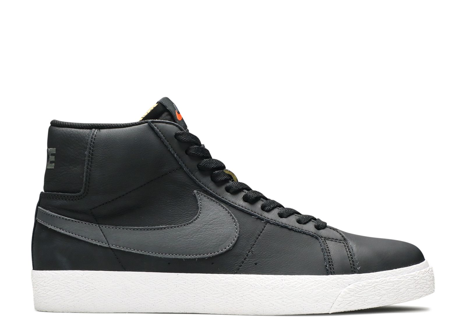 zoom blazer mid iso
