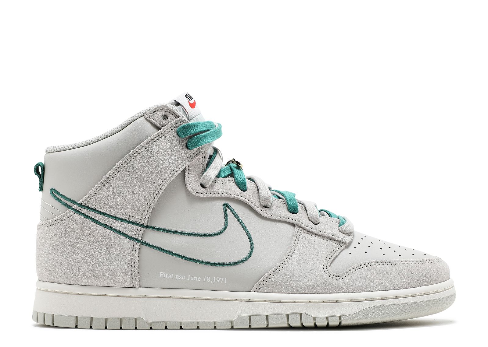 nike dunk light bone green