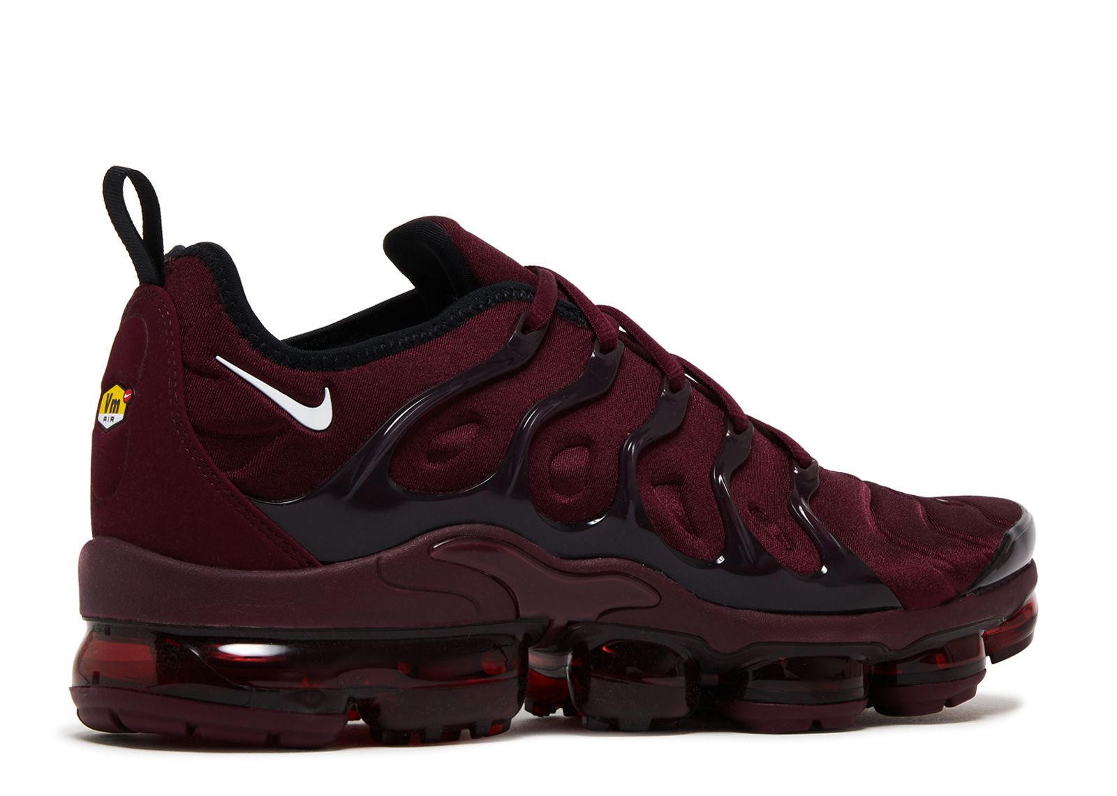 nike vapormax maroon