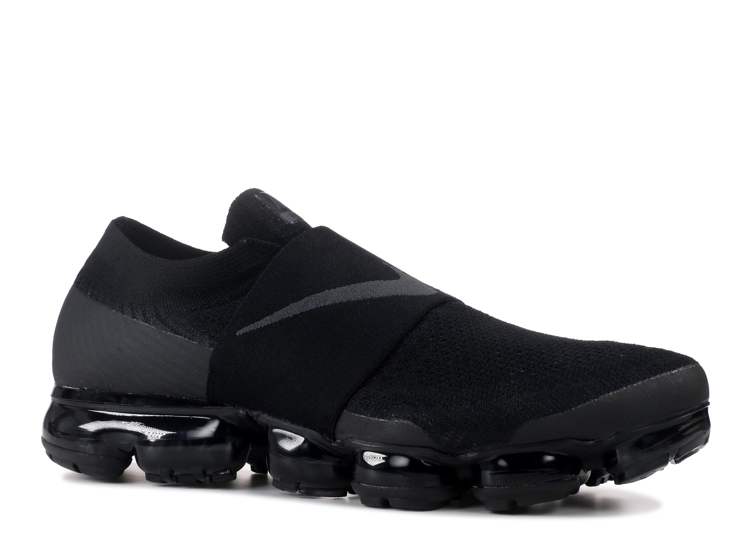 nike air vapormax moc triple black