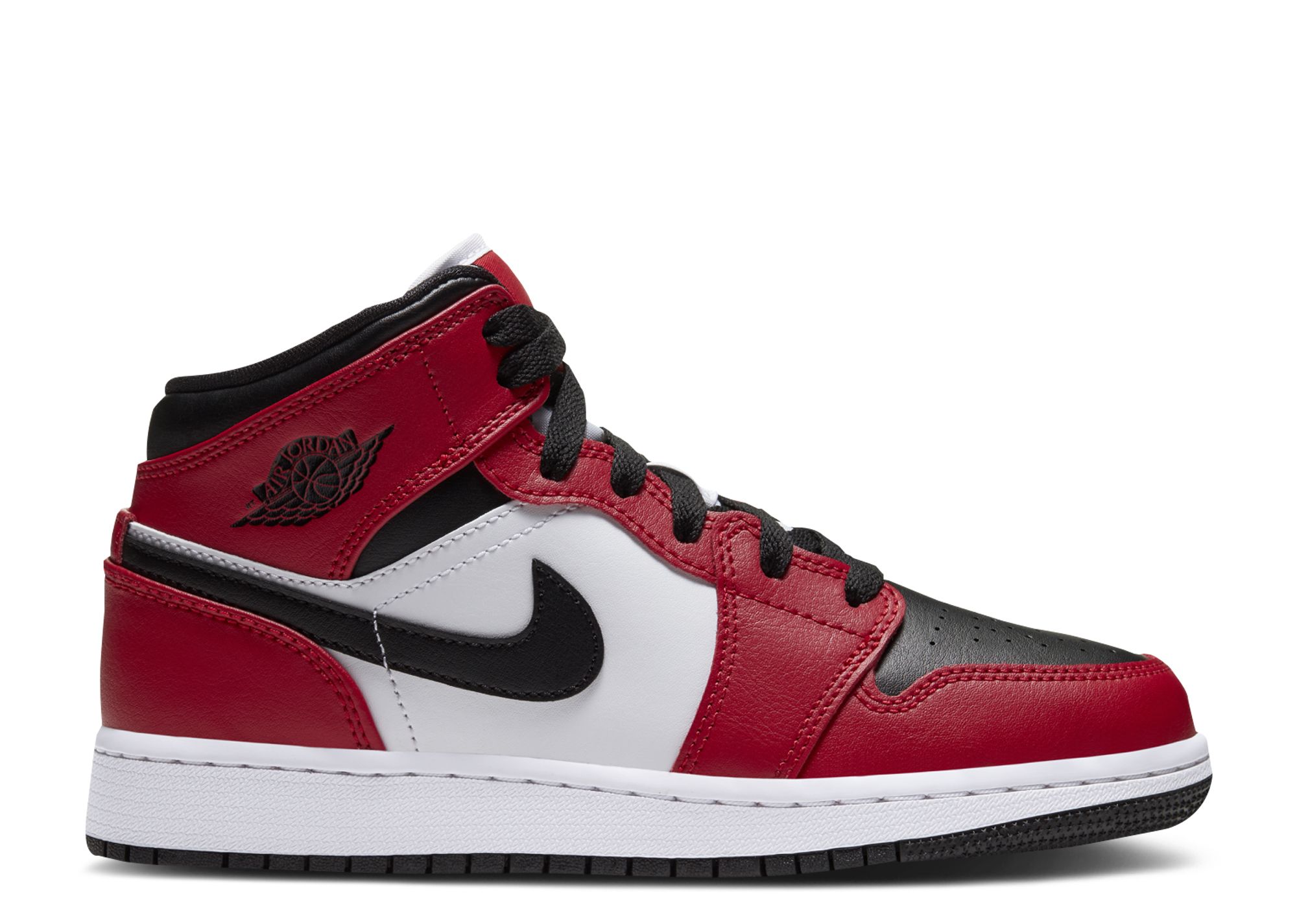 Air Jordan 1 Mid GS 'Chicago Black Toe' - Air Jordan - 554725 069 ...