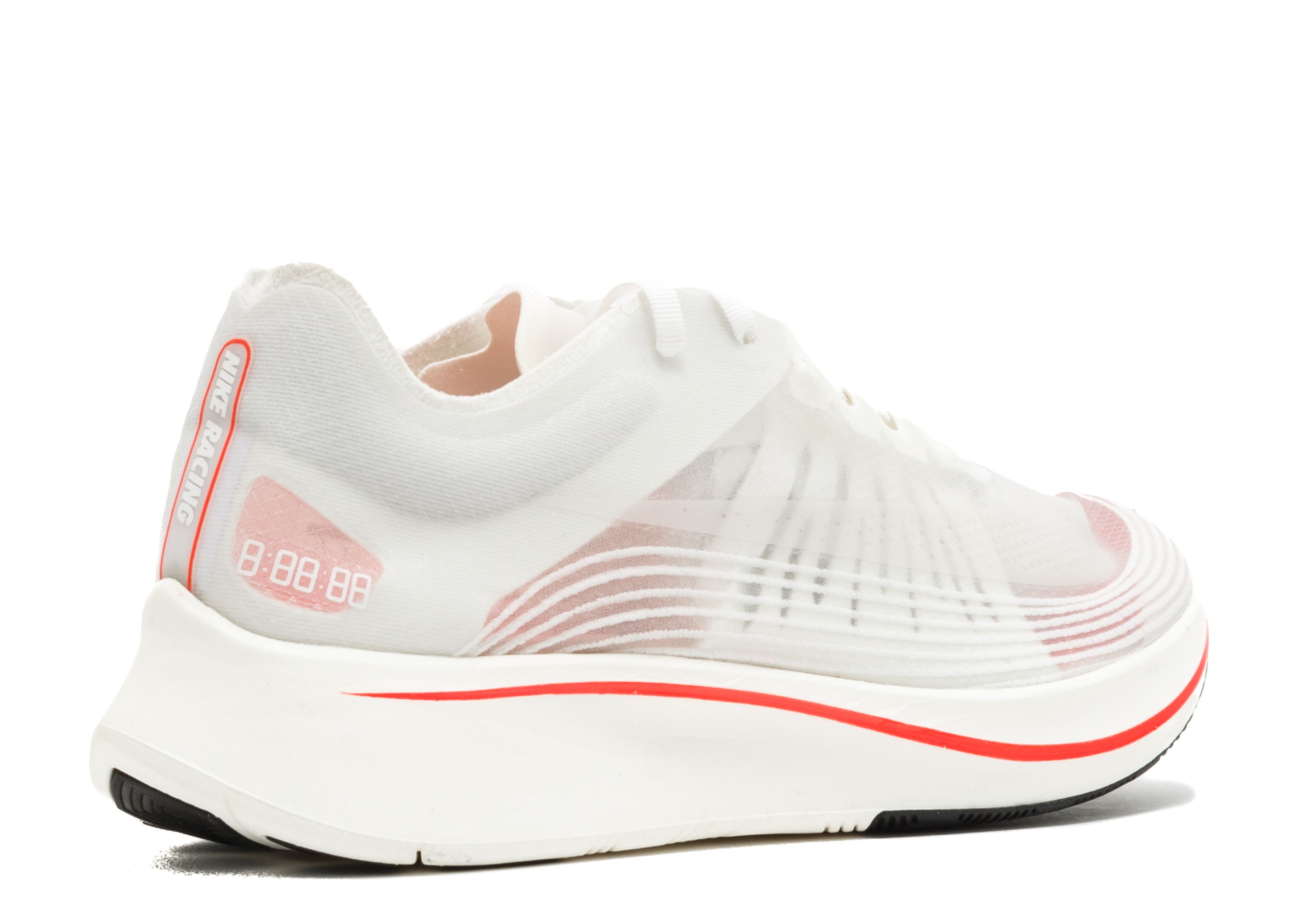zoom fly breaking2