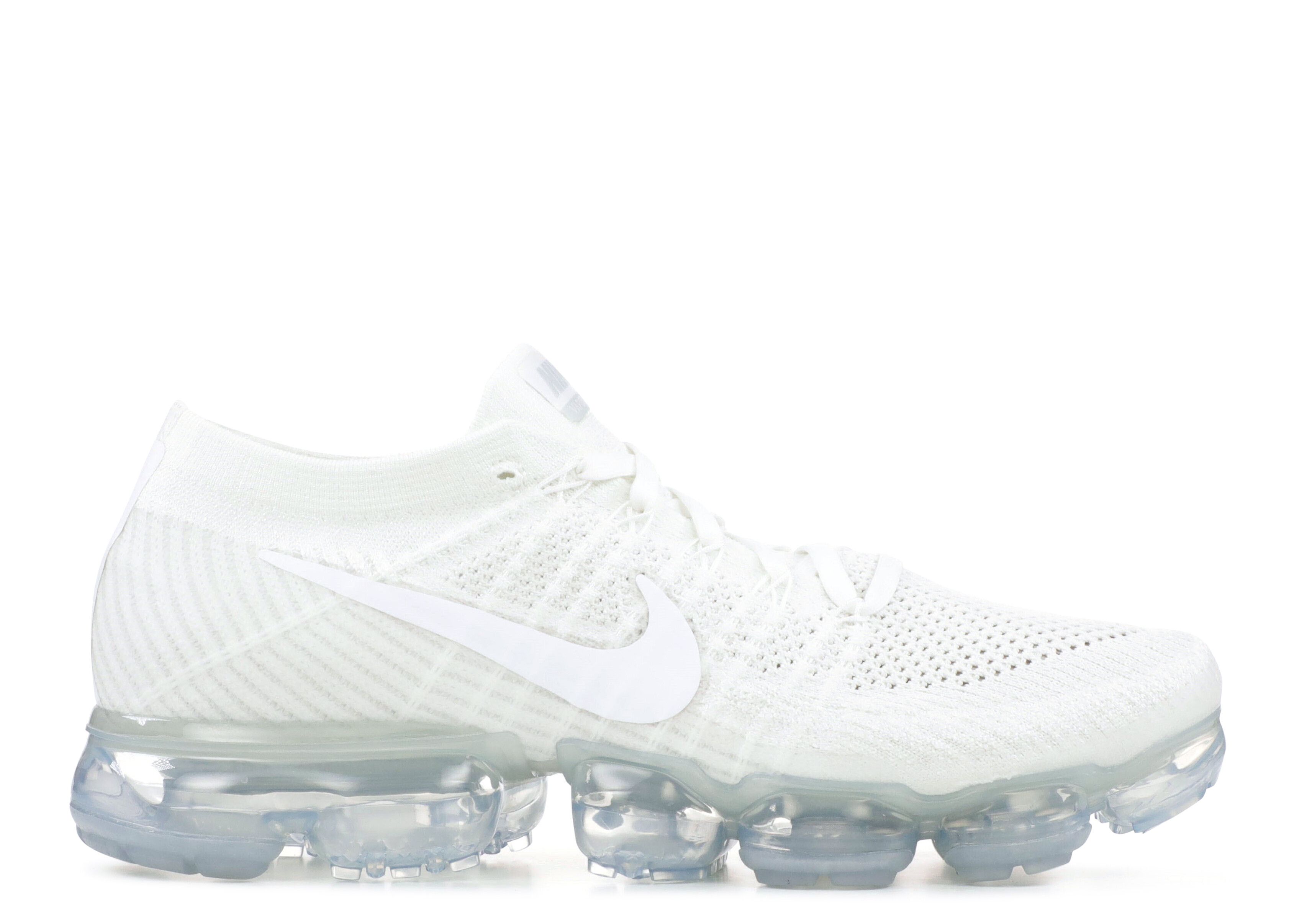 vapormax white christmas