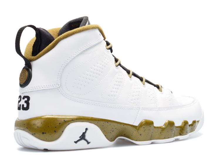 jordan 9 statue