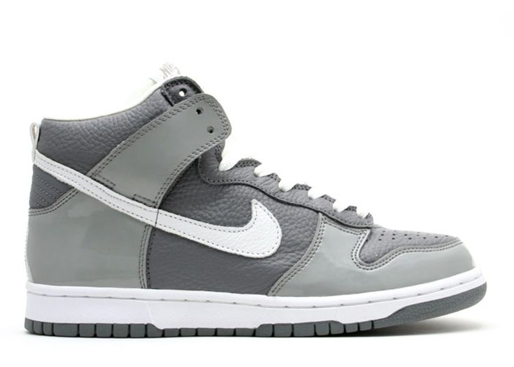 white and grey dunks