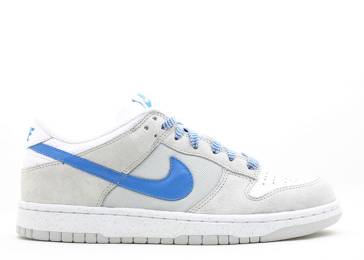 blue and white nike dunk low