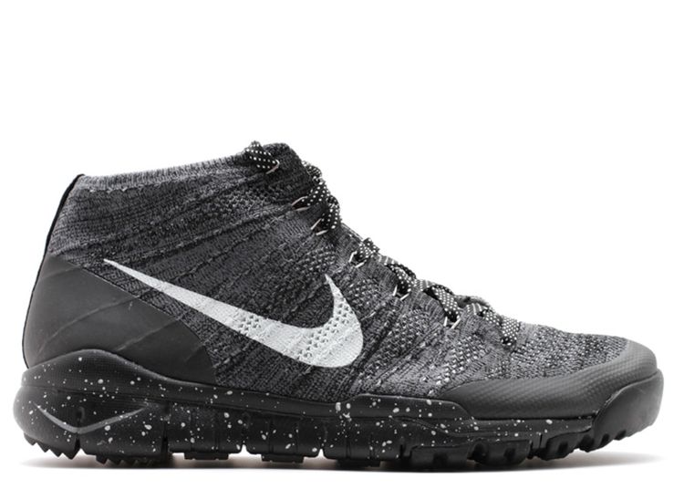 flyknit trainer chukka black