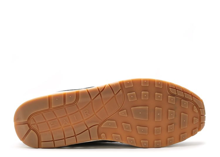 black air max 1 gum sole