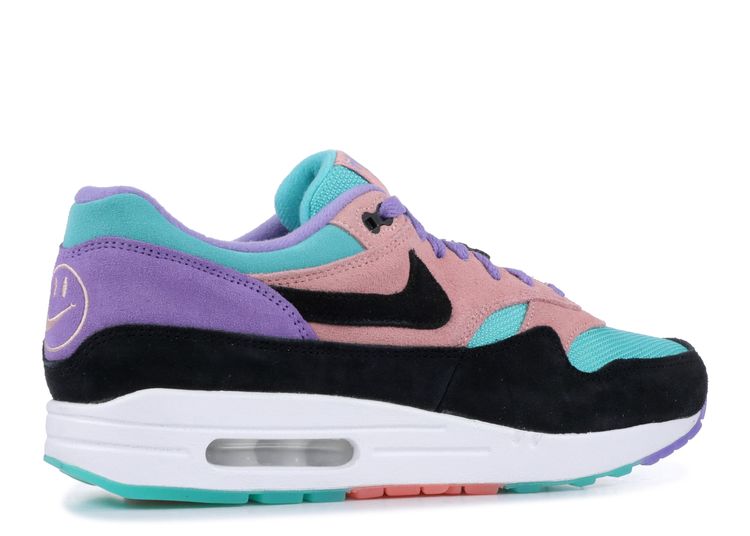 air max one have a nike day