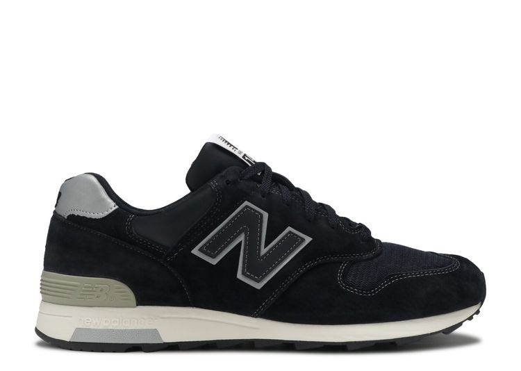 1400 'Black' - New Balance - M1400BKS - black/white | Flight Club