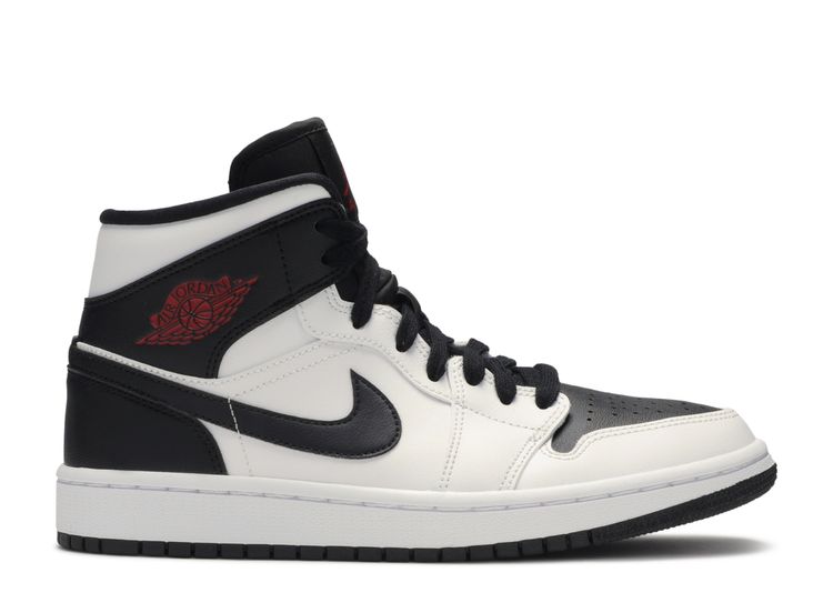 aj 1 mid black and white