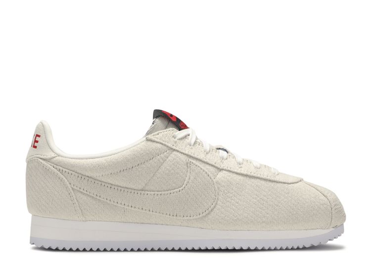 nike sportswear classic cortez x stranger things