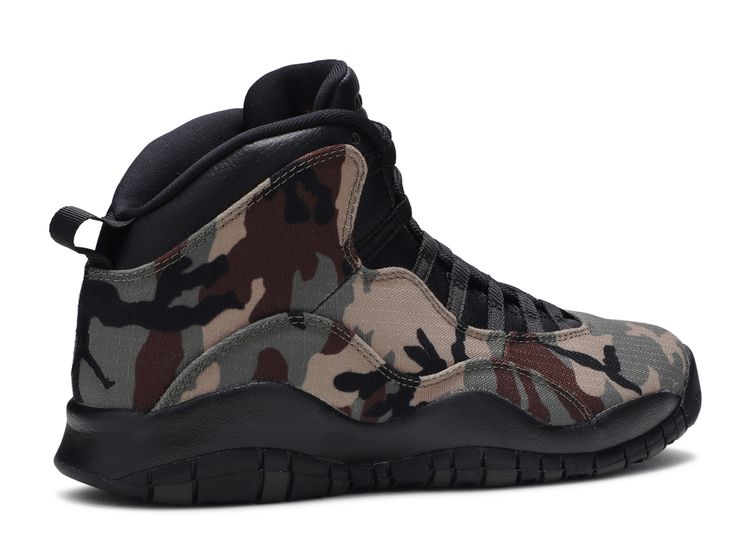 retro 10s camo