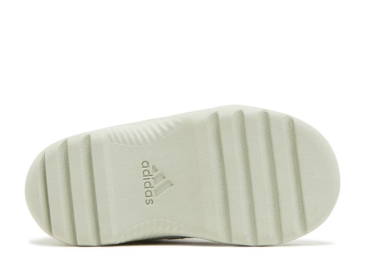 yeezy desert boot infant