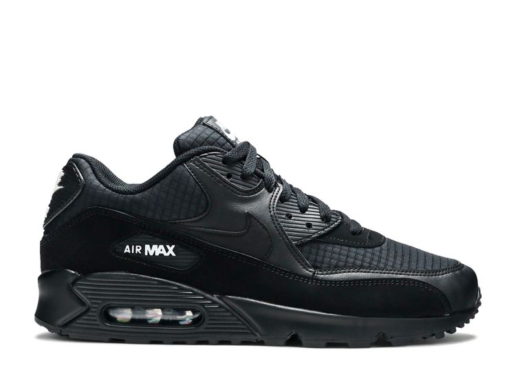 difference between air max 90 and essential