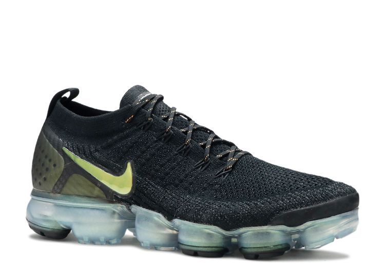 nike vapormax flyknit 2 black and gold