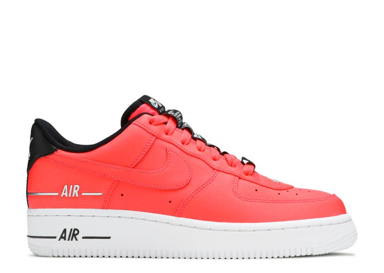 Nike Air Force 1 High '07 LV8 Woven Shoe - 10 - Red