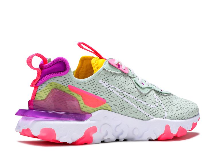 wmns react vision