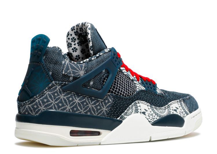 Air Jordan 4 Sashiko •