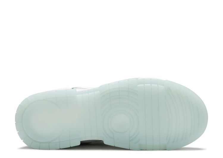 dunk low photon dust