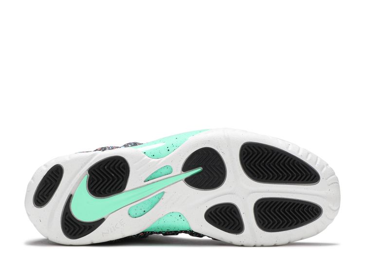 nike little posite one easter
