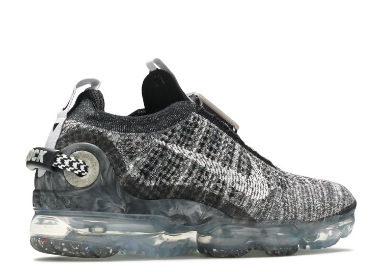 Nike Air VaporMax 2020 Flyknit Oreo