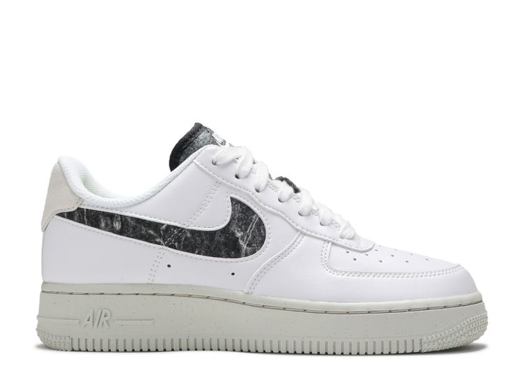 Wmns Air Force 1 '07 SE 'Recycled Wool Pack White Black' - Nike