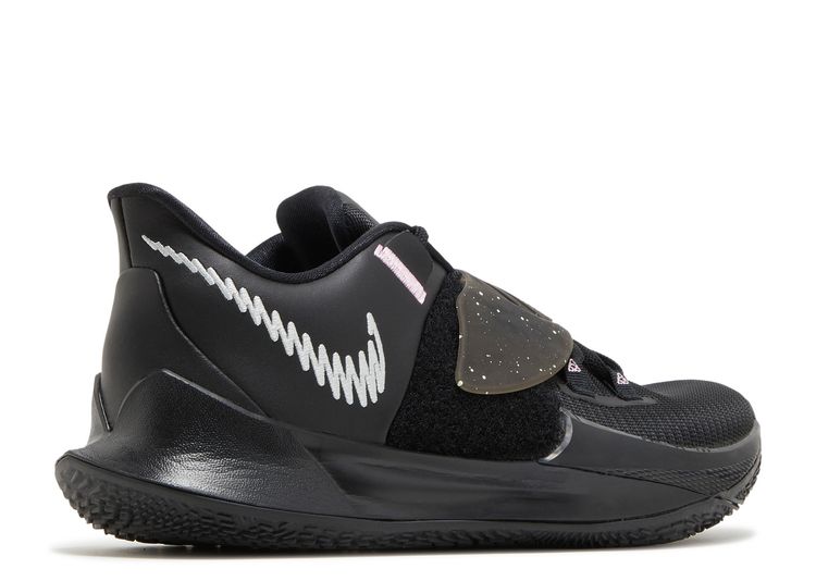 kyrie low 3 black