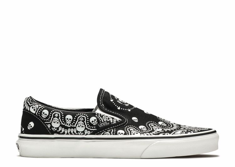 Classic Slip On 'Bandana Black' - Vans - VN0A33TBD9S - black/true white ...