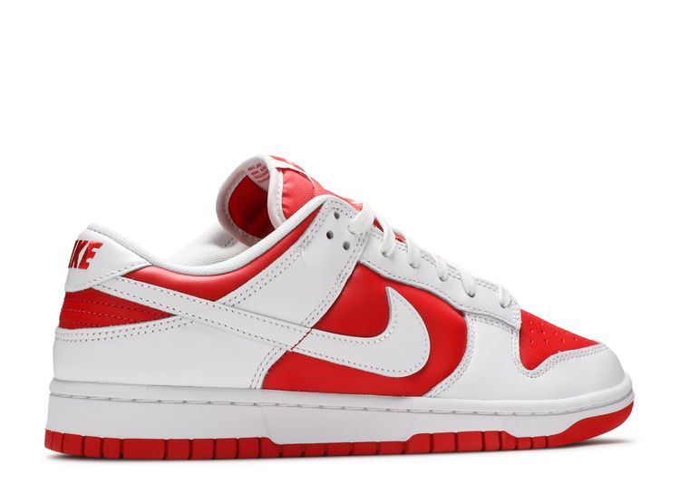 white and red dunks