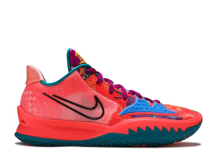Kyrie Low 4 '1 World 1 People'