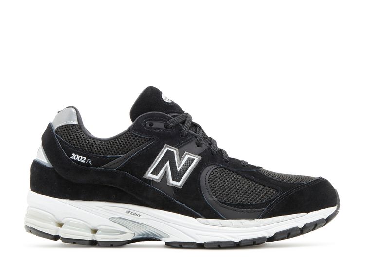 new balance neutral running shoes womens