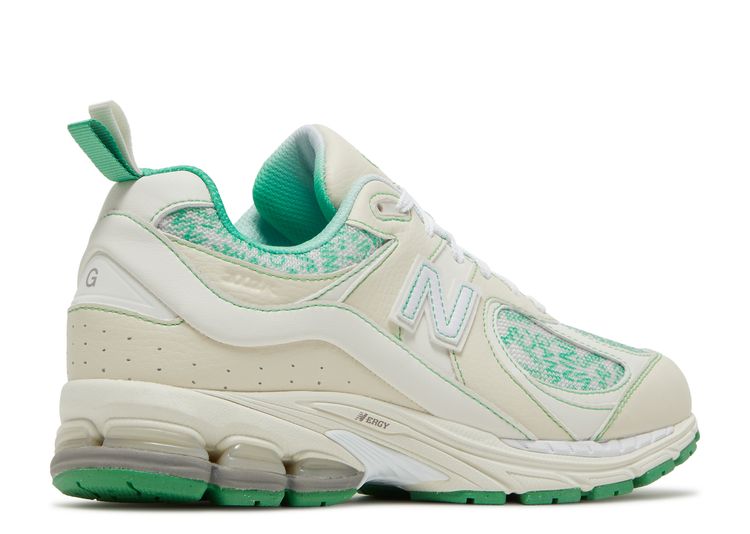GANNI X 2002R 'Turtledove' New Balance M2002RGC turtledove/island
