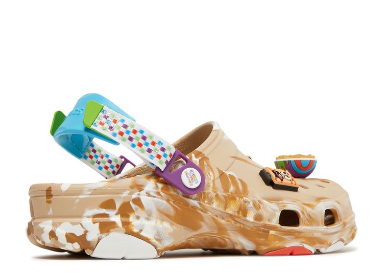 Cinnamon Toast Crunch X Classic All Terrain Clog Crocs 207920 2E9
