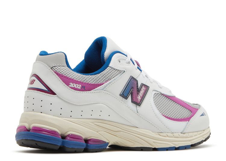 高品質人気SALE New Balance - New Balance M2002RGY 