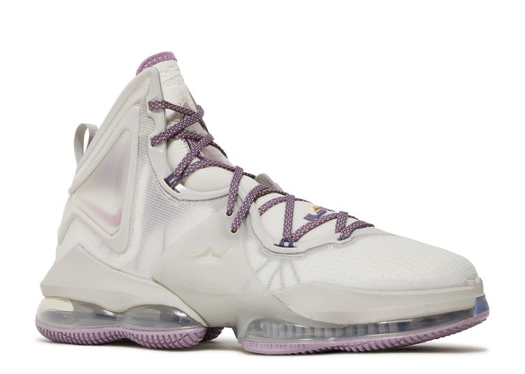 Nike LeBron 19 Basketball Shoes in White/Phantom Size 10.0